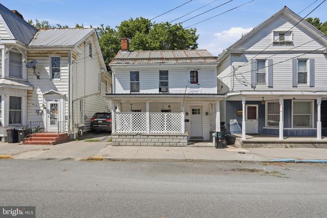 416 W JOHN ST, Martinsburg, WV 25401