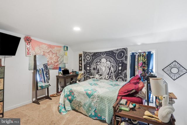 416 W JOHN ST, Martinsburg, WV 25401