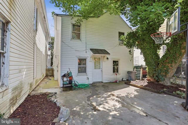 416 W JOHN ST, Martinsburg, WV 25401