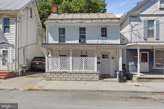 416 W JOHN ST, Martinsburg, WV 25401