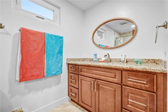 14472 Birmingham, Tustin, CA 92780