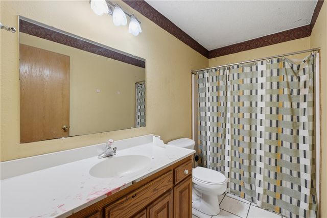 10095 El Camino Road, Rogers, AR 72758