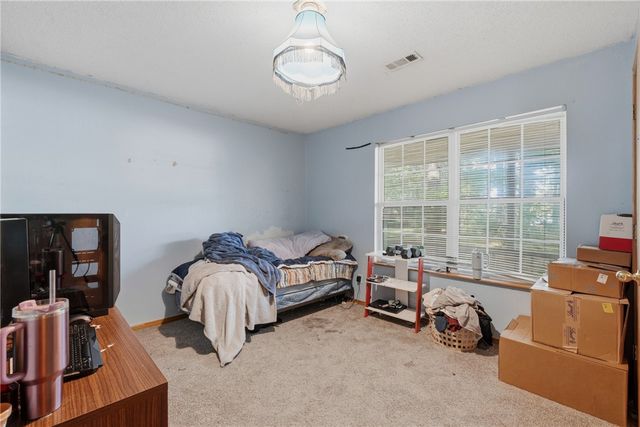 10095 El Camino Road, Rogers, AR 72758