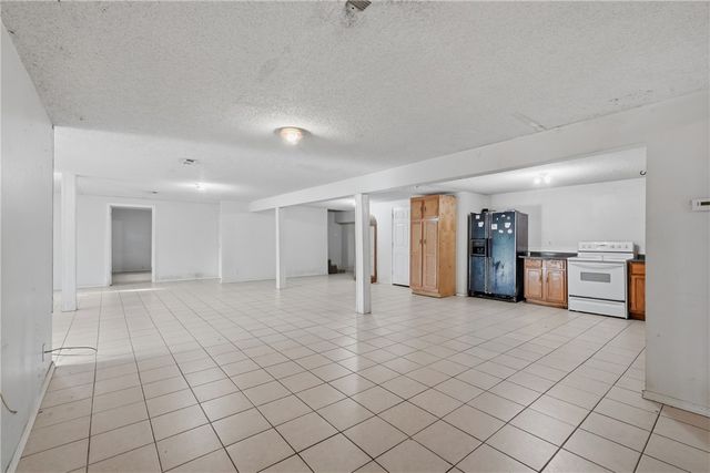 10095 El Camino Road, Rogers, AR 72758