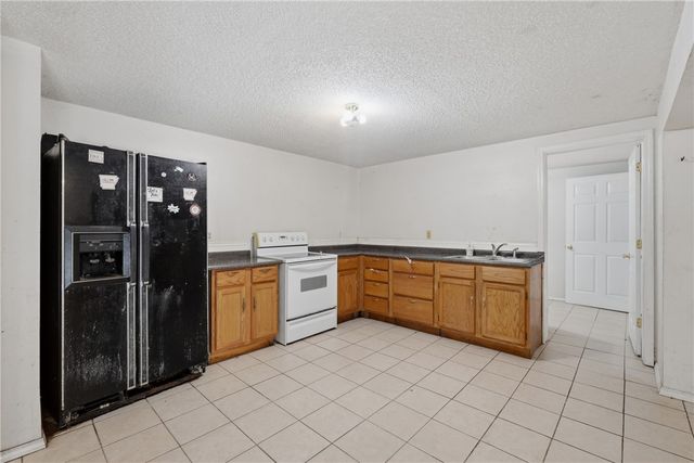 10095 El Camino Road, Rogers, AR 72758