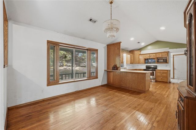 10095 El Camino Road, Rogers, AR 72758
