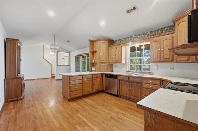 10095 El Camino Road, Rogers, AR 72758