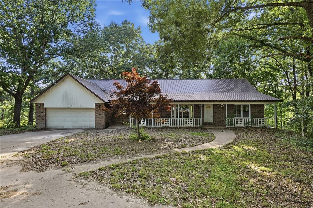 10095 El Camino Road, Rogers, AR 72758