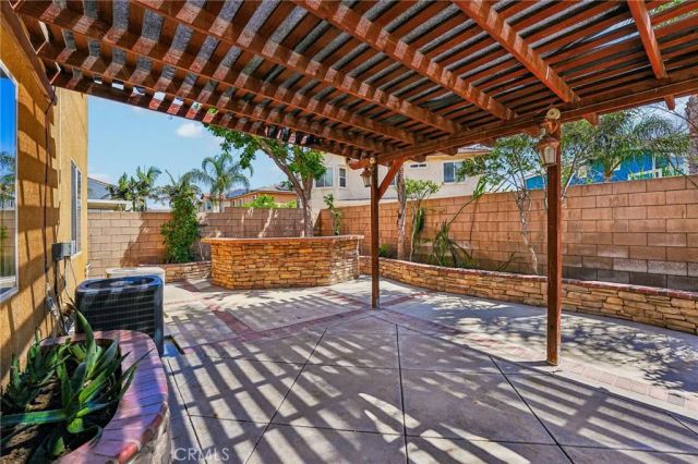 6792 Wells Springs, Eastvale, CA 91752
