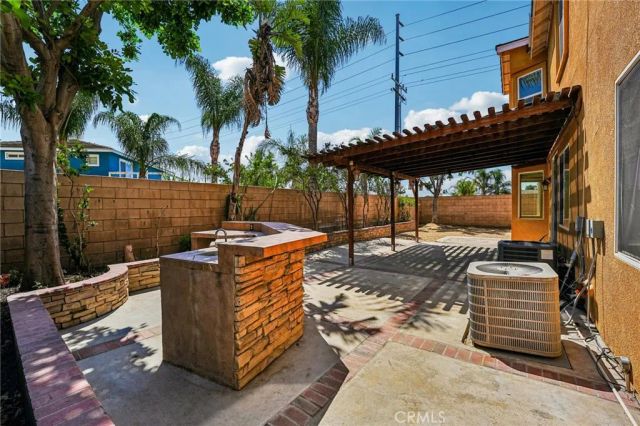 6792 Wells Springs, Eastvale, CA 91752