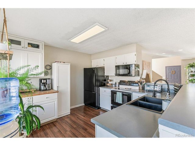 8731 W Cornell Ave 6, Lakewood, CO 80227