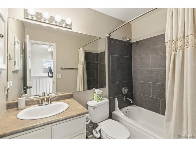 8731 W Cornell Ave 6, Lakewood, CO 80227