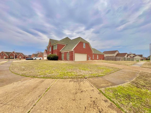 5094 N WINBERRY CV N, Bartlett, TN 38002