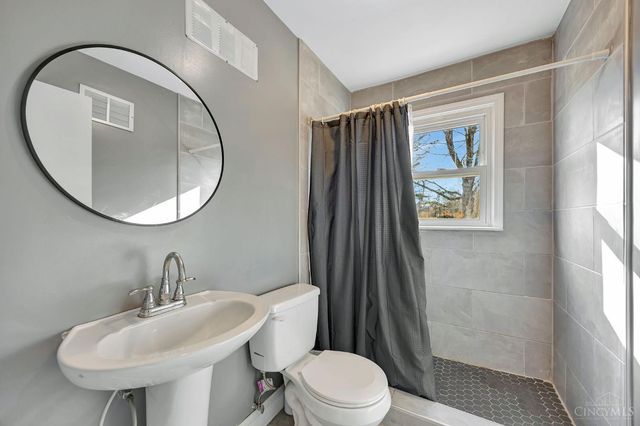 4524 Manchester Road, Middletown, OH 45042