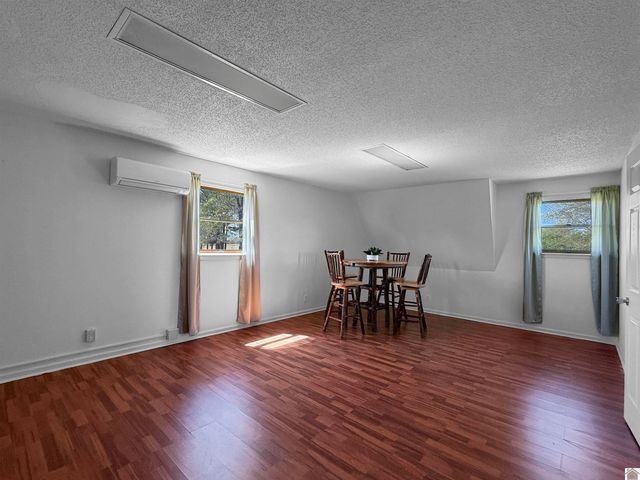 714 McDougal, Murray, KY 42071