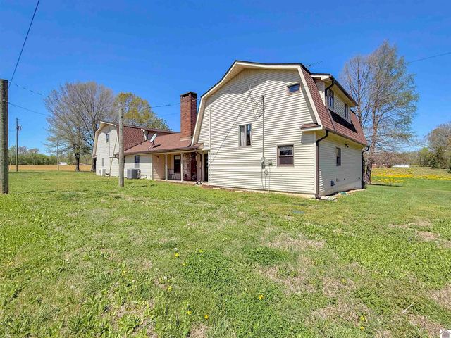 714 McDougal, Murray, KY 42071