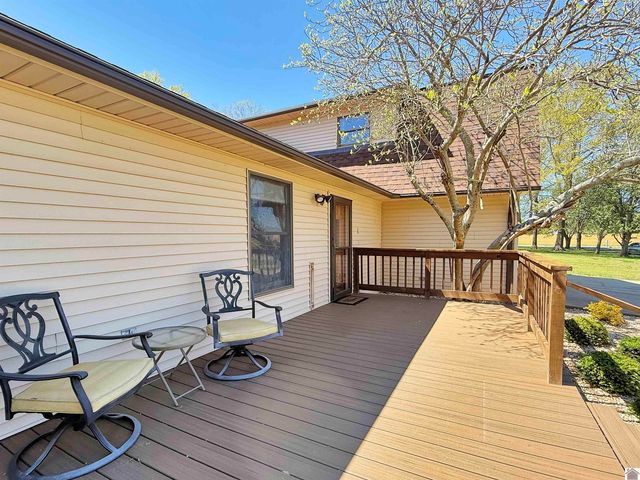 714 McDougal, Murray, KY 42071