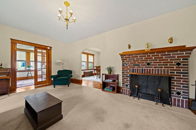 19 Byron Ave, Brockton, MA 02301