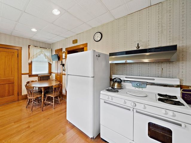 19 Byron Ave, Brockton, MA 02301