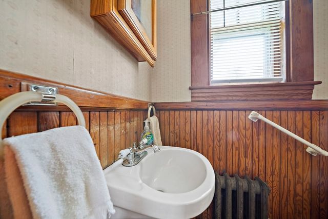 19 Byron Ave, Brockton, MA 02301