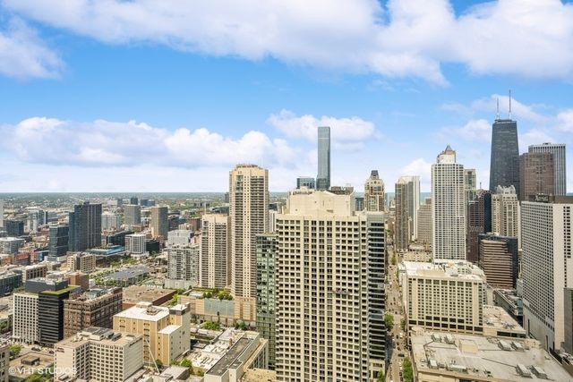 401 N Wabash Avenue 34F, Chicago, IL 60611