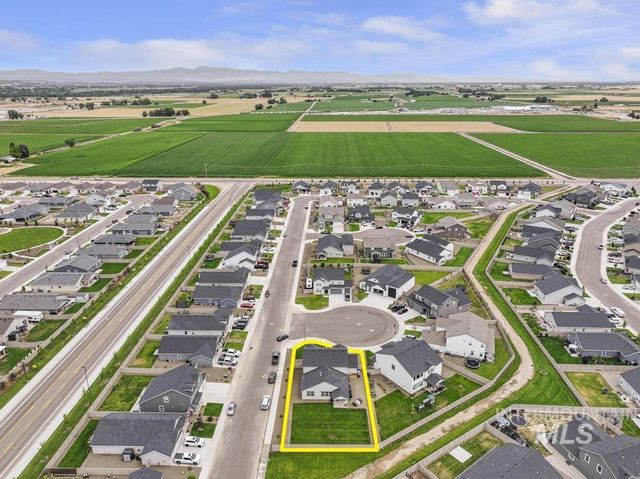 20455 Weymouth Pl, Caldwell, ID 83605