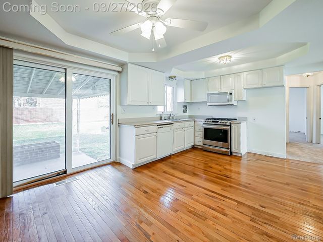 29277 Merrick Avenue, Warren, MI 48092