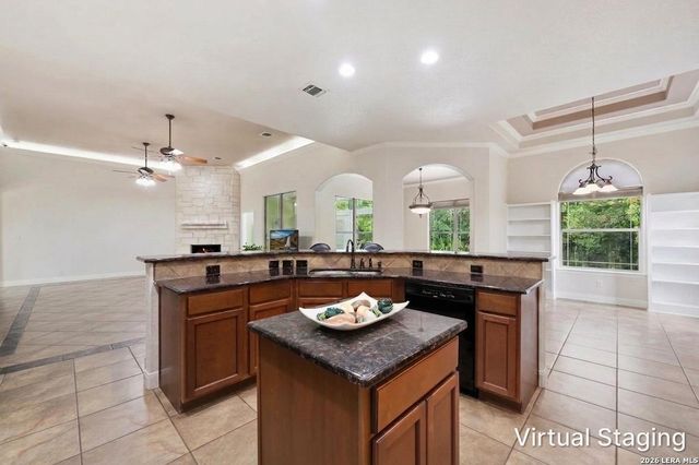 16411 YAUPON VLY, Helotes, TX 78023