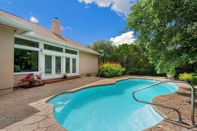16411 YAUPON VLY, Helotes, TX 78023