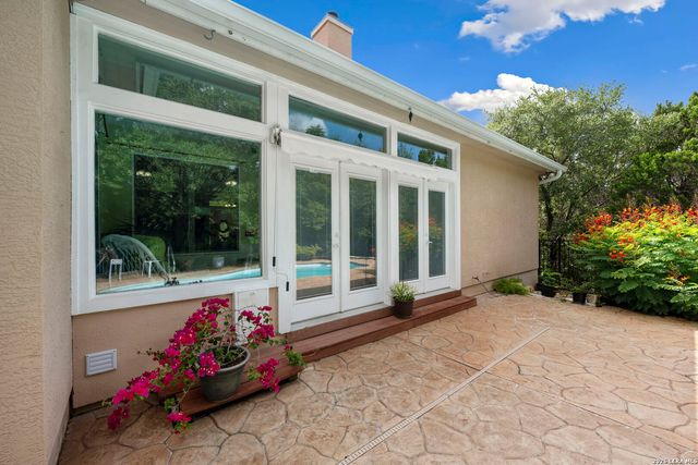 16411 YAUPON VLY, Helotes, TX 78023