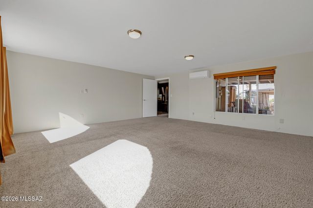 9921 E Bunker Hill Place, Tucson, AZ 85748