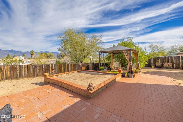 9921 E Bunker Hill Place, Tucson, AZ 85748