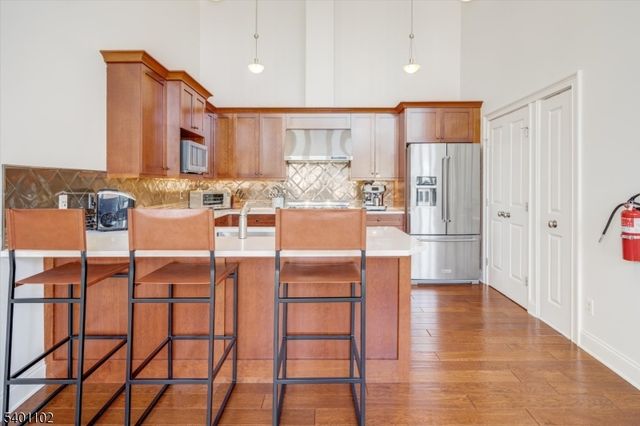 119 Walnut St 1, Montclair Twp., NJ 07042