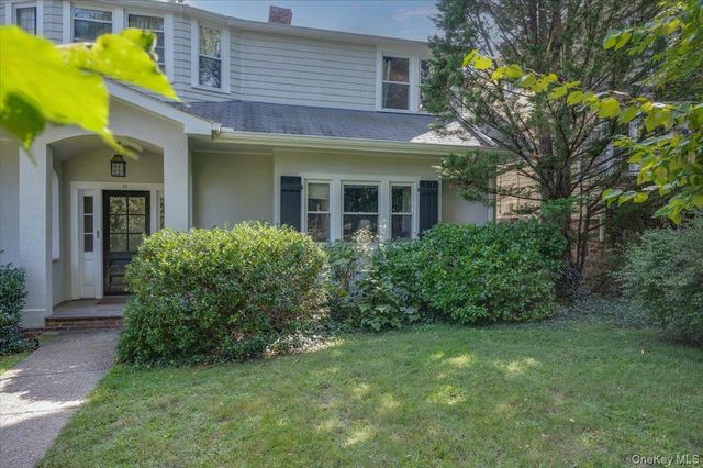 11 Cherry Avenue 2nd Floor, Larchmont, NY 10538
