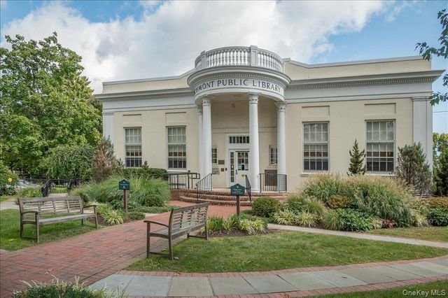 11 Cherry Avenue 2nd Floor, Larchmont, NY 10538