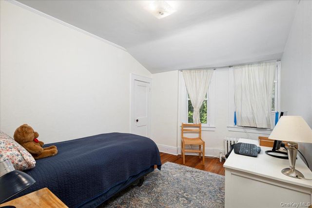 11 Cherry Avenue 2nd Floor, Larchmont, NY 10538