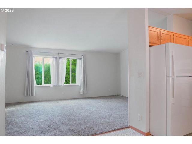 109 BLUE HERON Dr, Longview, WA 98632