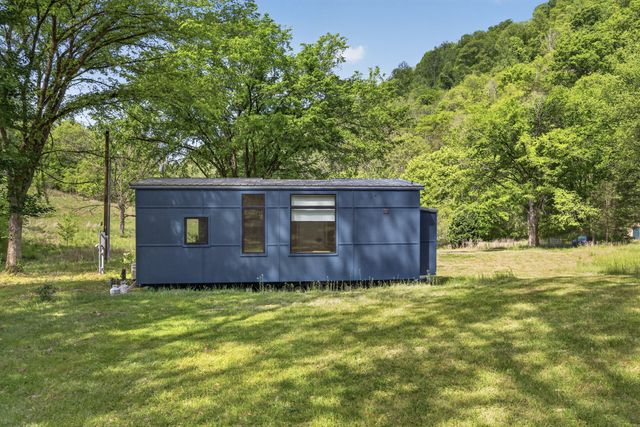 700 Ben Birdwell Ln, Bloomington Springs, TN 38545
