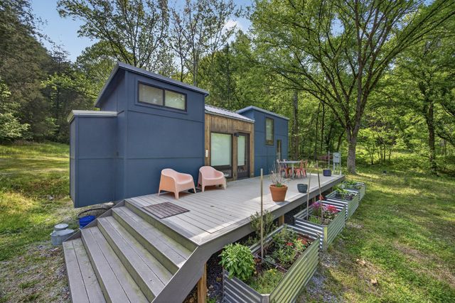 700 Ben Birdwell Ln, Bloomington Springs, TN 38545