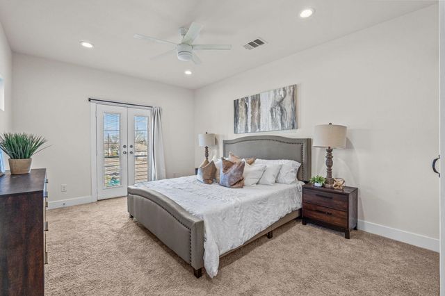 600 Melba Street, Dallas, TX 75208