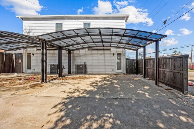 600 Melba Street, Dallas, TX 75208