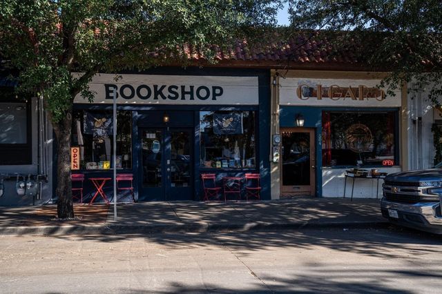 600 Melba Street, Dallas, TX 75208