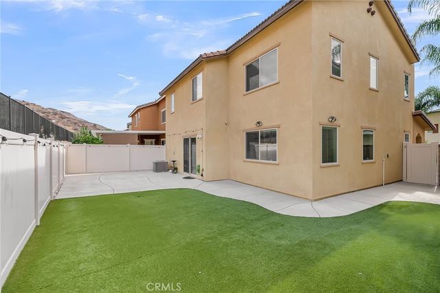 34234 Parkside Drive, Lake Elsinore, CA 92532