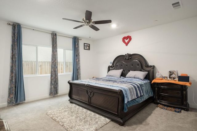 5823 E Pitt Avenue, Fresno, CA 93727