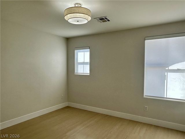 5352 Magnolia Crossing Street, Las Vegas, NV 89148