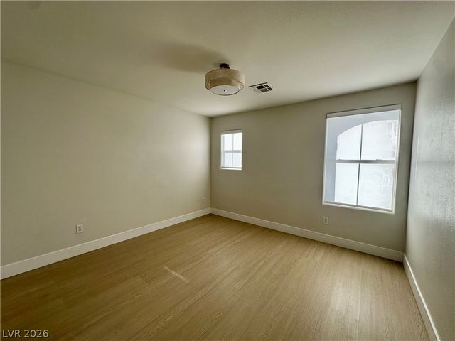 5352 Magnolia Crossing Street, Las Vegas, NV 89148