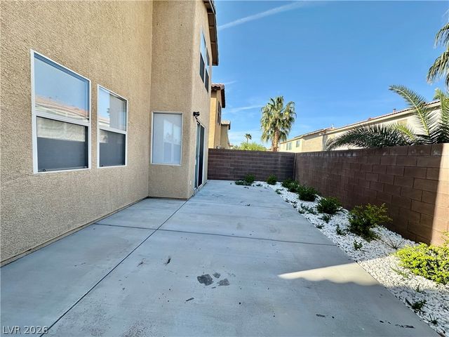 5352 Magnolia Crossing Street, Las Vegas, NV 89148