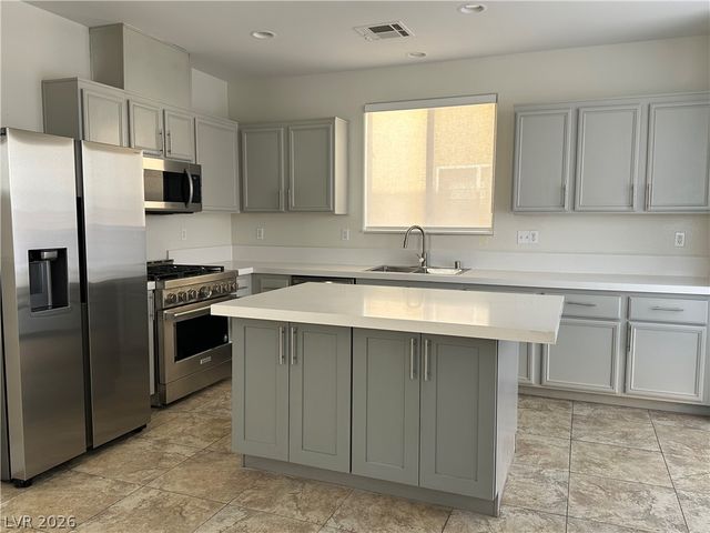 5352 Magnolia Crossing Street, Las Vegas, NV 89148