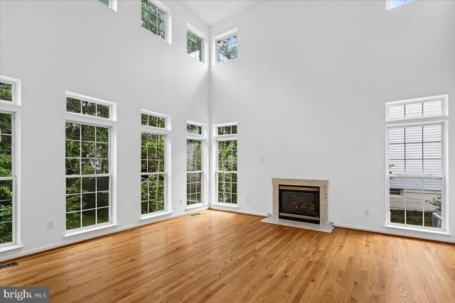 43436 ORSON ST, Chantilly, VA 20152