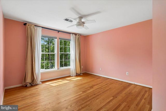 43436 ORSON ST, Chantilly, VA 20152